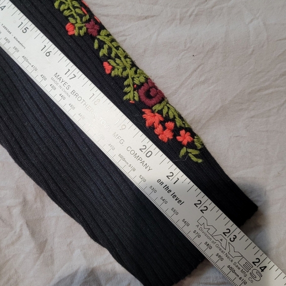 Boho Ribbed Mock Neck Sweater Women's SZ XL black /embroidery detailed sleeves - Picture 10 of 12